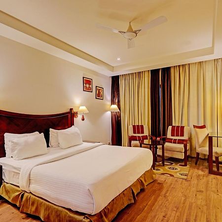 Hotel Grand Aerotech Nuova Delhi Esterno foto