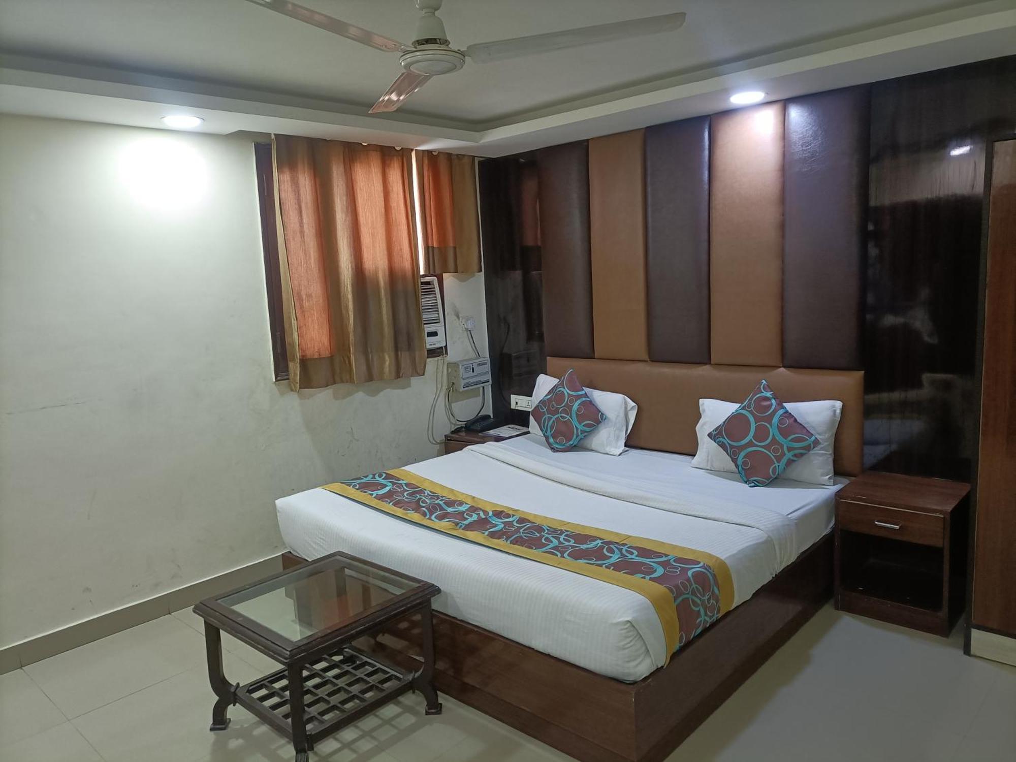 Hotel Grand Aerotech Nuova Delhi Esterno foto