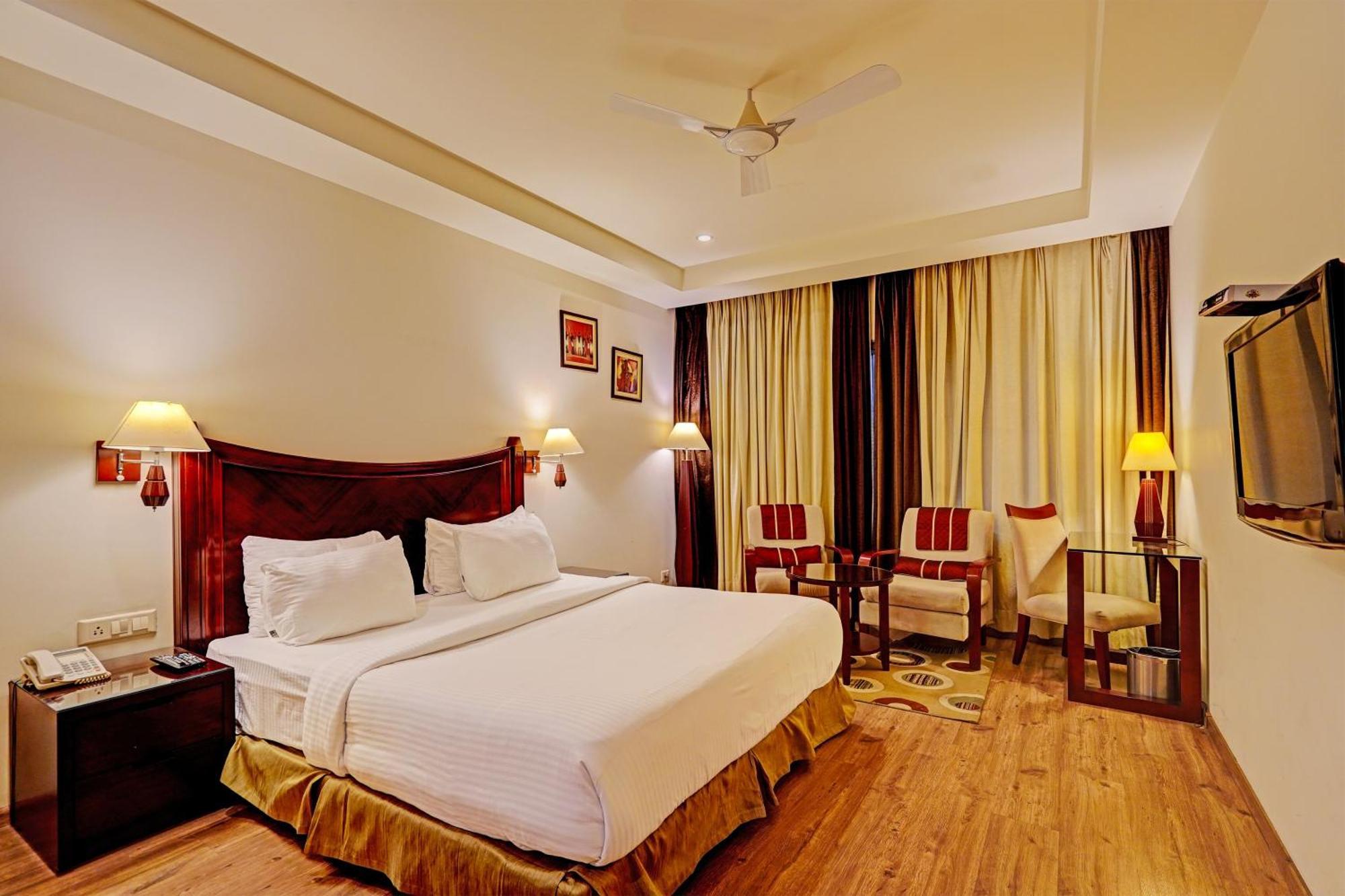 Hotel Grand Aerotech Nuova Delhi Esterno foto